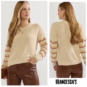 New Francesca's Daphne Striped Sleeve
Pullover Sweater
